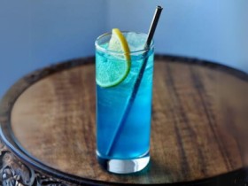 Blue Lagoon Mocktail